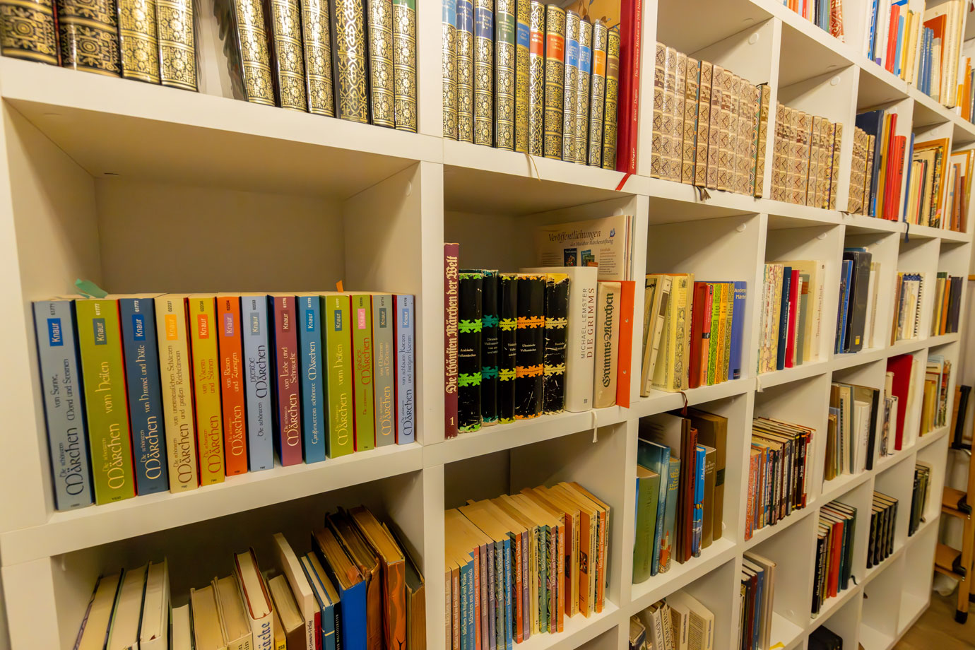 Bild 2 der Märchenbibliothek