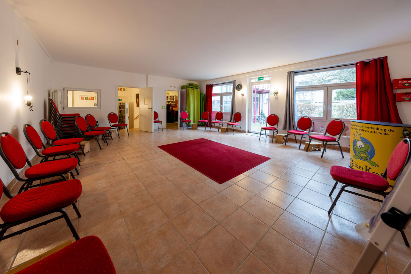 Bild 6 des roten Salon